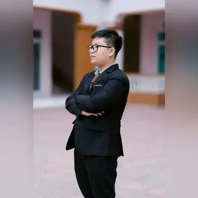 尹华